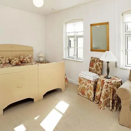 Sleeps 15 Wifi Feriehus *