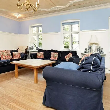 Sleeps 15 Wifi Feriehus *
