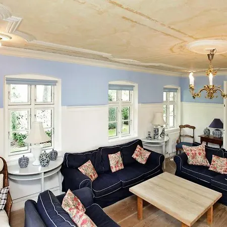 Sleeps 15 Wifi